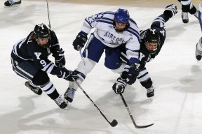 米兰体育-Doinb关键节点扑朔迷离，美国队逆风翻盘取胜